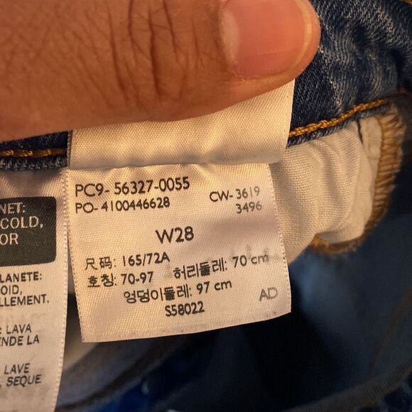 Levi’s 501 Button Fly Denim cut Off Raw Hem Shorts Size 28 - Picture 6 of 11